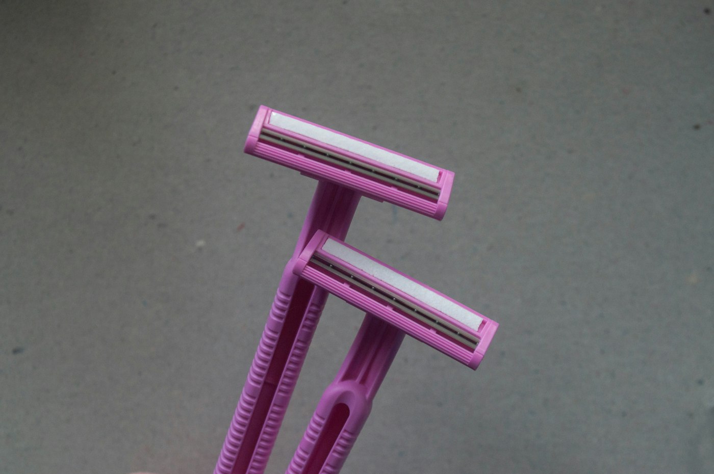 Pink disposable razors, one of the most common shaving mistakes